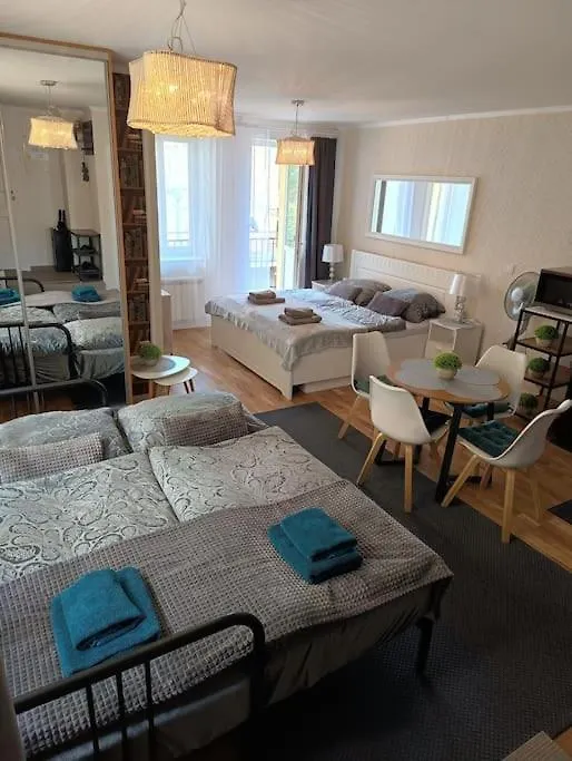 Cozy Apartment In Prague 2