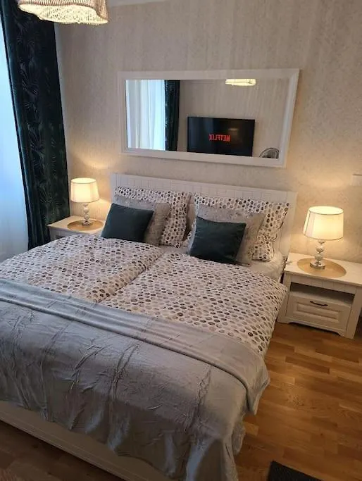 Cozy Apartment In Prague 2