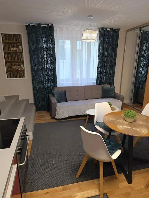 Cozy Apartment In Prague 2