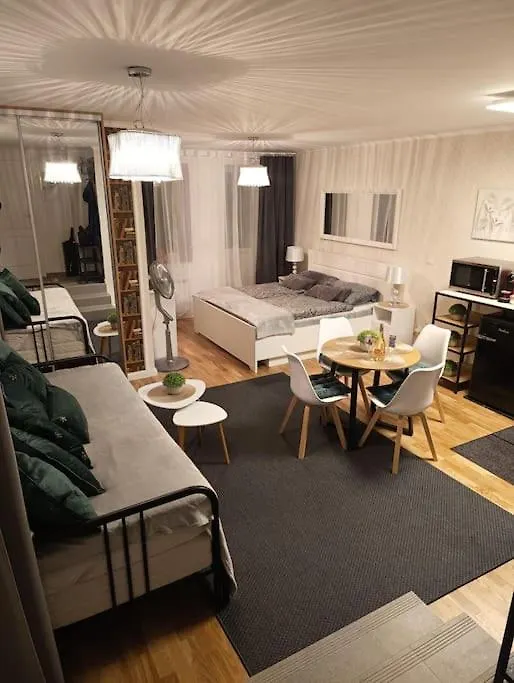 Cozy Apartment In Prague 2