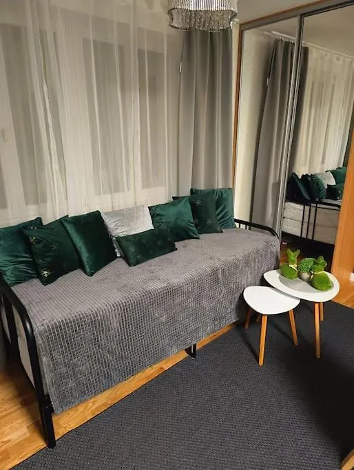 Cozy Apartment In Prague 2